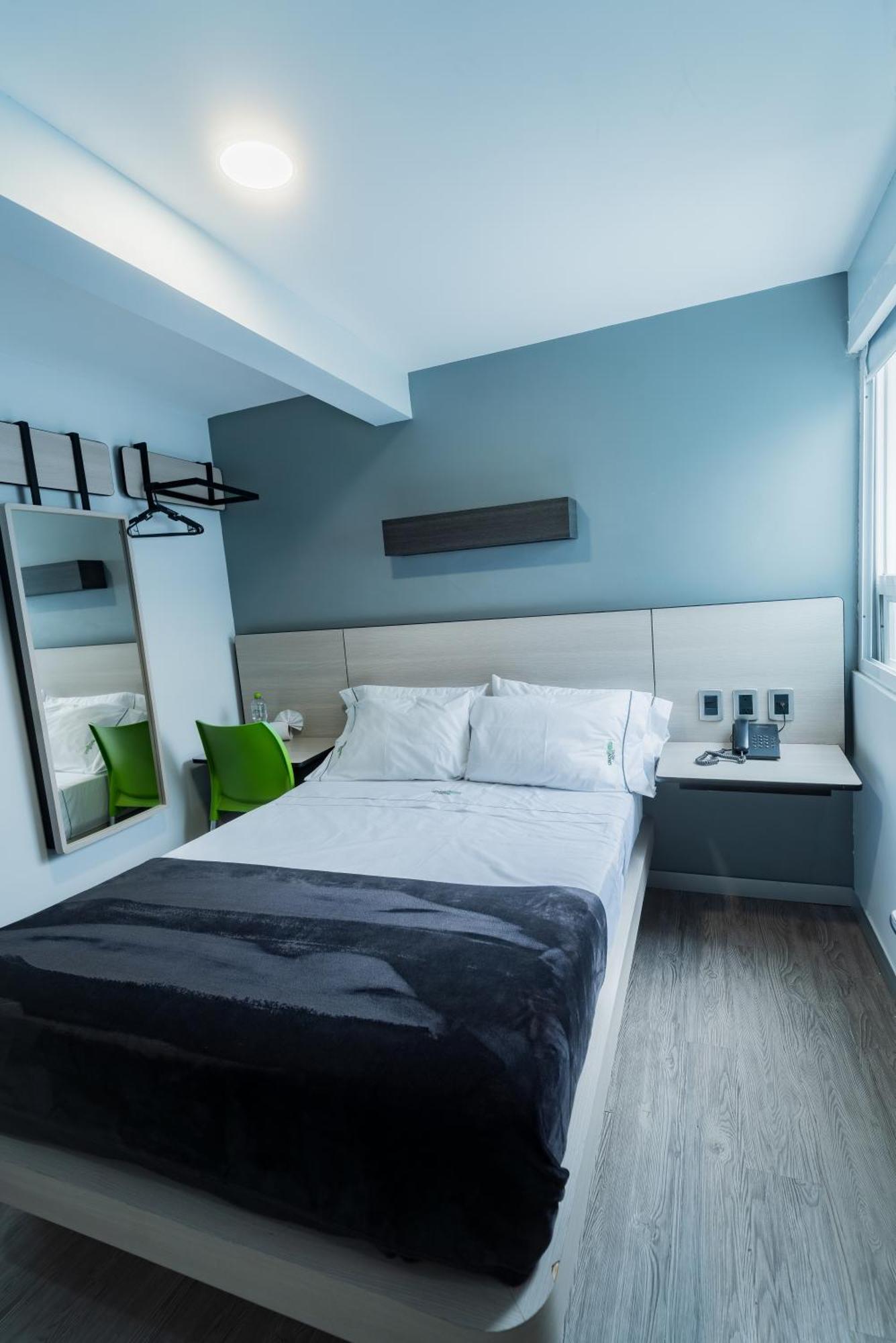 Hotel Lemon Green -Zona Expo Frente Al Centro De Convenciones Гвадалахара Экстерьер фото